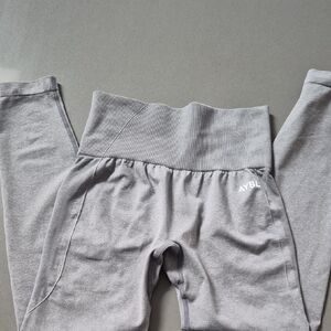 AYBL  Leggings in Light Gray